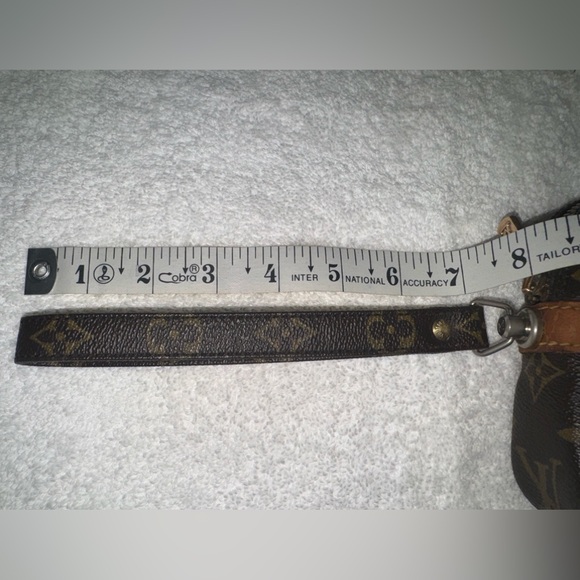 Louis Vuitton Marly Dragonne PM Clutch Bag Handheld Monogram Brown. - Picture 13 of 13